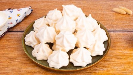 MERINGHE VEGANE: i dolcetti leggerissimi senza uova!