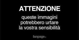 Passano con il rosso e si schiantano, morti due ventenni: l'impatto ripreso della dashcam del taxi