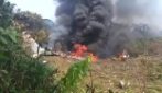 Colombia, aereo cargo militare precipita e va a fuoco: oltre 100 soldati a bordo