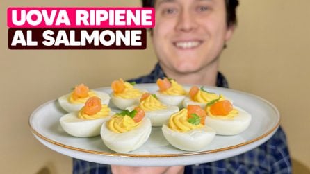 Uova ripiene al salmone: l'antipasto perfetto per pasqua