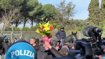 Sara Ardizzone e Alessandro Sandrone Mercogliano: polizia identifica 60 anarchici al presidio