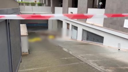 Bisceglie, lancia la moglie dal balcone poi si butta anche lui: morti entrambi