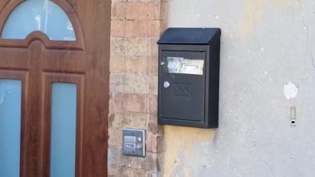 Accoltella i genitori e il fratello a Fano, fermato un 21enne