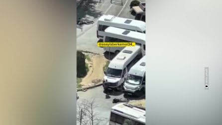 Turchia, attacco al consolato israeliano di Istanbul: "Neutralizzati 3 assalitori e due agenti feriti"