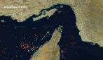 Il timelapse del Traffico marittimo nello Stretto di Hormuz durante la tregua: si muovono poche navi