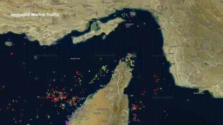 Il timelapse del Traffico marittimo nello Stretto di Hormuz durante la tregua: si muovono poche navi