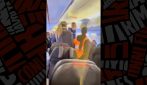 Il calciatore Endrizzi cacciato da un aereo dopo aver urlato "bomba" tra i passeggeri furiosi