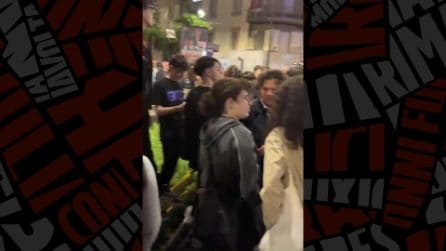 Rapina alla Credit Agricole di Napoli, folla con decine di clienti della banca in serata