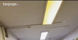 Questo è l’interno della banca rapinata oggi a Napoli