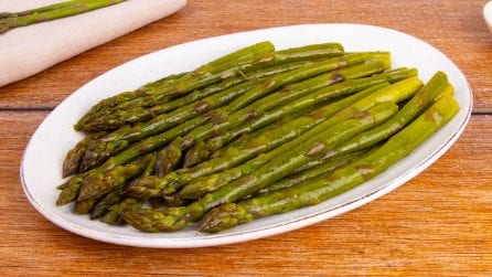 ASPARAGI AL VAPORE: il contorno leggero e nutriente!