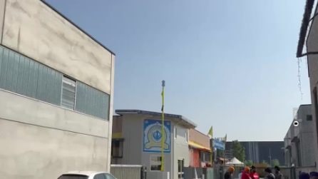 Sparatoria nella notte fuori da un tempio a Covo nella Bergamasca, due morti: aggressori in fuga