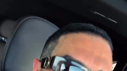 Chiofalo dopo Belve: "Migliaia di euro per annusarmi i piedi, chiedono i miei calzini usati"