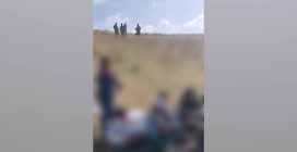 Filo spinato e lacrimogeni: così l’esercito israeliano impedisce ai bambini palestinesi di andare a scuola