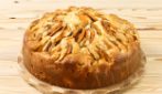 LOQUATS CAKE: a soft and moist spring dessert!
