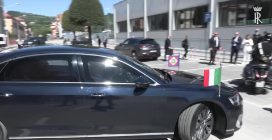 Mattarella a San Severino Marche il 25 aprile, città addobbata con il tricolore