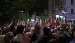 Saluti romani e rito del "presente" al corteo per Sergio Ramelli a Milano