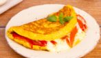 OMELETTE CON PEPERONI E SCAMORZA: se vuoi una cena veloce e appetitosa devi farla subito!
