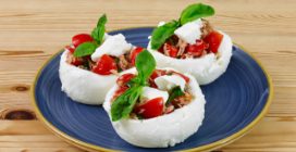MOZZARELLA STUFFED WITH CHERRY TOMATOES AND TUNA: a fresh and tasty dish!