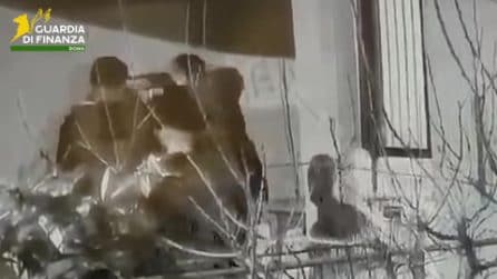 Maxiblitz contro spaccio a Ostia: i pusher si muovevano con auto aziendali per consegne a domicilio