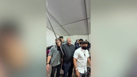 Flotilla, Ben Gvir tra gli attivisti ammanettati e bendati: "Benvenuti in Israele, siamo i padroni"