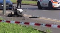 Schianto auto-moto a Milano, 27enne muore in piazza Carbonari