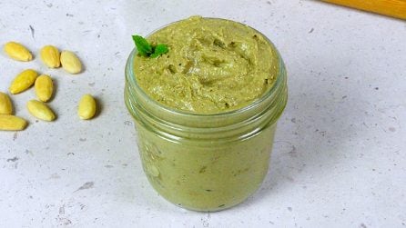ARTICHOKE PESTO: perfect for spreading on bread or tossing with pasta!
