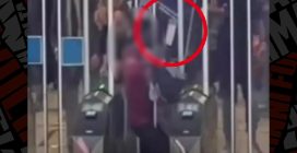 Scende dal treno in Centrale e forza i tornelli brandendo un machete, 30enne in carcere: il video