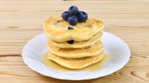 BLUEBERRY PANCAKES: perfect for a healthy and delicious breakfast!
