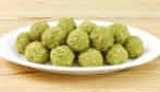 TARTUFINI AL PISTACCHIO: semplici e veloci, uno tira l’altro!