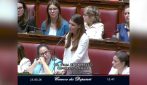 80 anni del voto alle donne, alla Camera M5s espone cartelli per la parità di genere