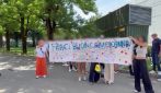 Francesca sopravvissuta al rogo di Crans-Montana, festa a sorpresa in ospedale per i suoi 17 anni