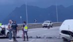 Si schiantano con un’altra auto a Iseo: morte due sorelle di 23 e 15 anni, grave un 64enne
