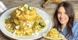 PASTA CON FIORI DI ZUCCA E FETA