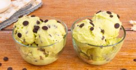 GELATO ALL’AVOCADO: cremoso e facilissimo da fare in casa senza gelatiera!