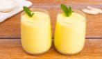MANGO LASSI: la dissetante bevanda indiana a metà tra un frullato e uno smoothie!