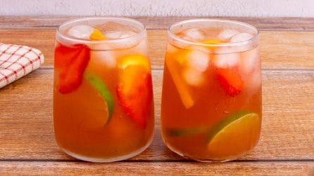 FRUIT PUNCH: il drink analcolico rinfrescante perfetto per l’estate!