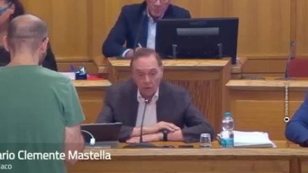 Clemente Mastella dopo aver rivelato del tumore: "Vicinanza da tutti, grazie"