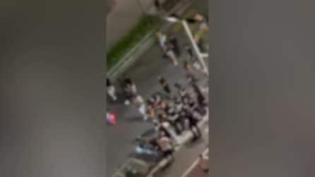 Maxi rissa tra 30 persone in zona Bicocca a Milano