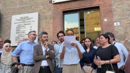 La nipote di Fakir Abderrahim in piazza a Bologna: Mio zio era una persona, non un caso di cronaca"