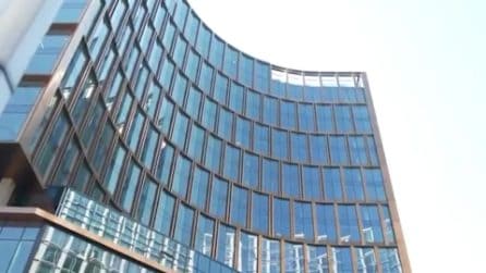 Incendio a Bruxelles, torre Oxy in fiamme: morti e dispersi