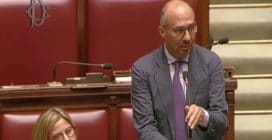 Roccella torna in Aula tra gli applausi dopo la scomparsa del marito al lago di Vico