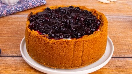 CHEESECAKE AI MIRTILLI: il dessert estivo senza cottura goloso da servire a fine pasto!