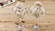 HAZELNUT ICE CREAM: Fresh and creamy without an ice cream maker!