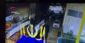 Uccise due uomini davanti a un tempio a Covo: arrestato a BIrmingham un 29enne
