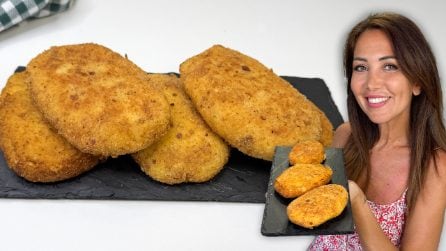 COTOLETTE DI PATATE: croccante fuori e con un cuore morbido e filante!