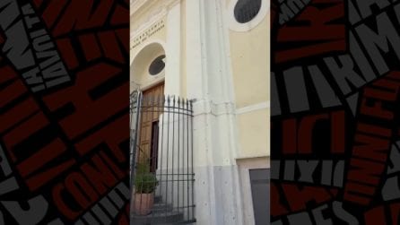 La chiesa di Santa Maria del Soccorso assaltata dalle blatte a Napoli