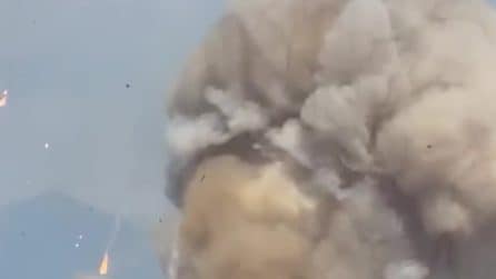 Esplode deposito di armi a Colleferro: incendio in corso, carabinieri e vigili del fuoco sul posto