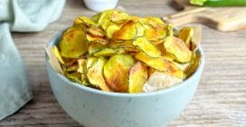 Zucchini chips: easy and delicious