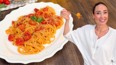 SPAGHETTI CON POMODORI CONFIT: la ricetta facile per svoltare i tuoi pranzi!
