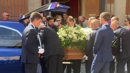 Funerali di Luigi Cavallari, la ministra Roccella: "Cammineremo ancora mano nella mano"